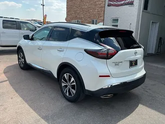 2023 Nissan Murano SV photo 2