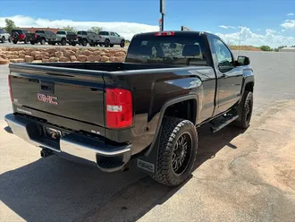 2018 GMC Sierra 1500 SLE photo 3