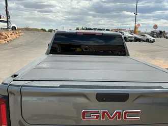 2021 GMC Sierra 1500 SLT photo 7
