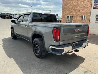 2021 GMC Sierra 1500 SLT photo 3