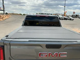2021 GMC Sierra 1500 SLT photo 7
