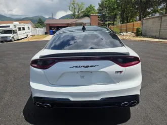 2020 Kia Stinger photo 4