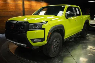 2026 NISSAN FRONTIER photo 2