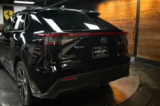 2023 TOYOTA BZ4X photo 6