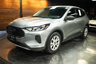 2024 FORD ESCAPE photo 2