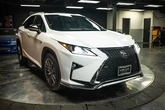 2019 LEXUS RX photo 5