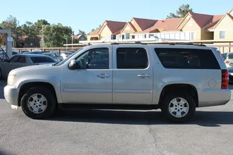 2007 Chevrolet Suburban photo 5