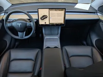 2023 Tesla Model Y Long Range photo 3