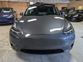 2023 Tesla Model Y Long Range photo 6