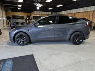 2023 Tesla Model Y Long Range photo 7