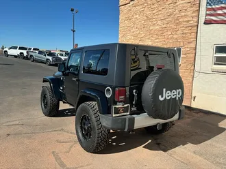 2010 Jeep Wrangler Sahara photo 3