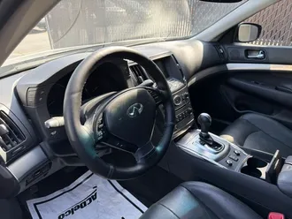 2013 INFINITI G37 photo 3