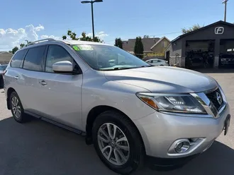 2016 Nissan Pathfinder photo 7