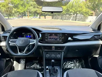 2022 Volkswagen Taos photo 6