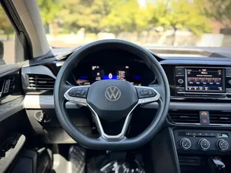 2022 Volkswagen Taos photo 7