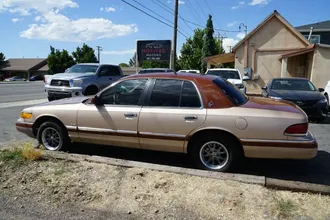 1993 Mercury Grand Marquis photo 3