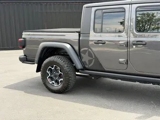 2023 Jeep Gladiator photo 4