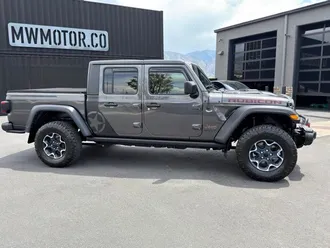 2023 Jeep Gladiator photo 5