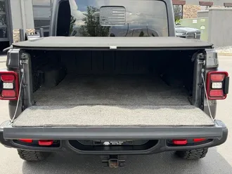 2023 Jeep Gladiator photo 7