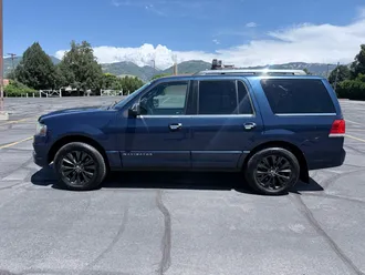2015 Lincoln Navigator photo 2