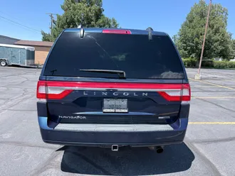 2015 Lincoln Navigator photo 4