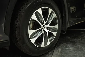 2023 TOYOTA HIGHLANDER photo 3