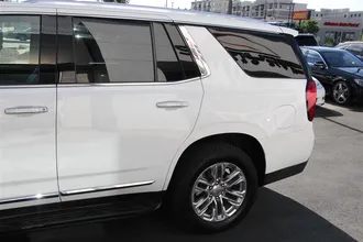 2021 GMC YUKON photo 5
