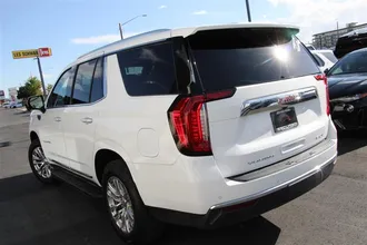 2021 GMC YUKON photo 6