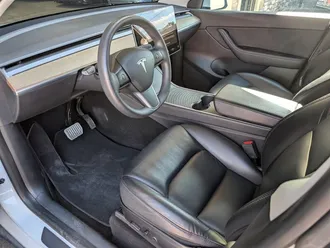2021 Tesla Model Y Long Range photo 2