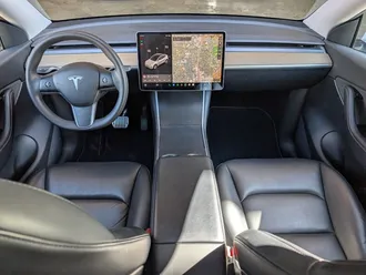 2021 Tesla Model Y Long Range photo 3