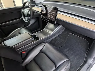 2021 Tesla Model Y Long Range photo 4