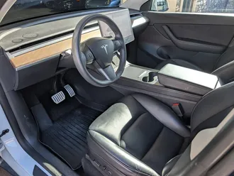 2022 Tesla Model Y Performance photo 2