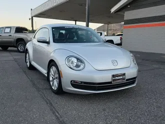 2013 Volkswagen Beetle photo 7