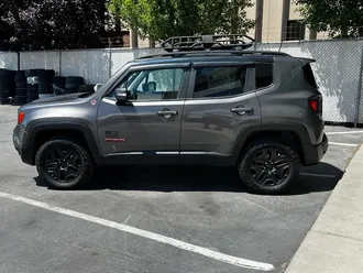 2018 Jeep Renegade Trailhawk photo 4