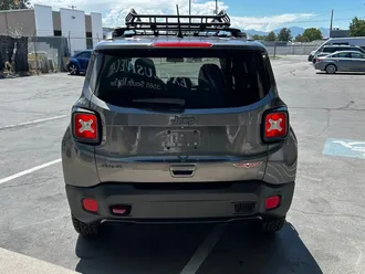 2018 Jeep Renegade Trailhawk photo 6