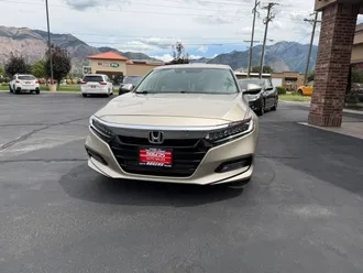 2018 Honda Accord photo 3