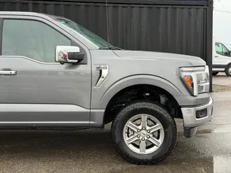 2025 Ford F-150 photo 4