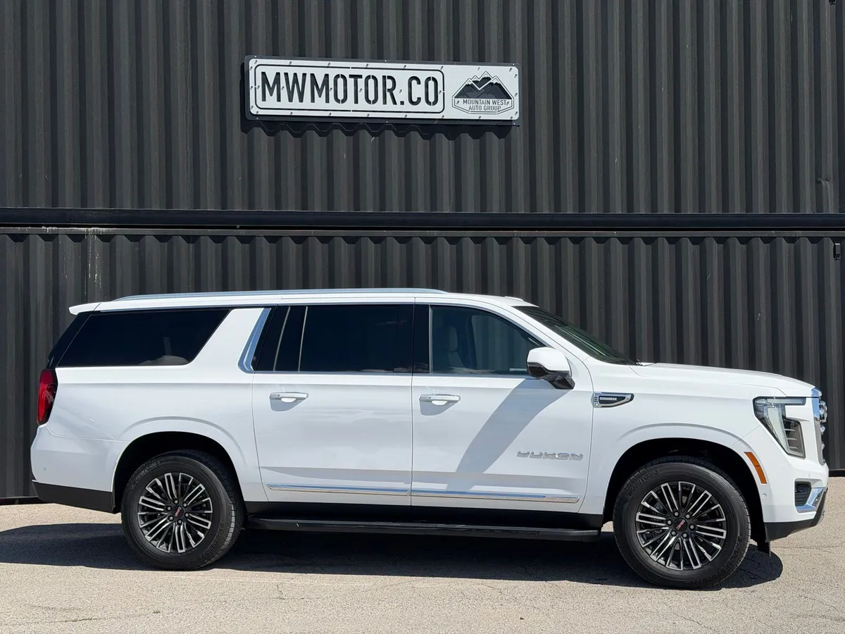 2025 GMC Yukon XL Elevation