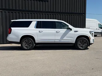 2025 GMC Yukon XL photo 6