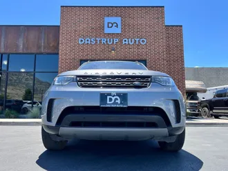 2020 Land Rover Discovery photo 2