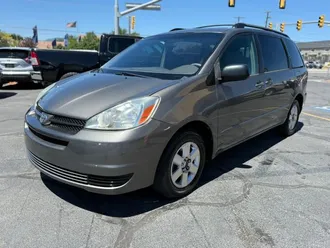 2004 Toyota Sienna photo 3