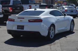 2018 Chevrolet Camaro photo 4