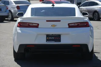 2018 Chevrolet Camaro photo 5