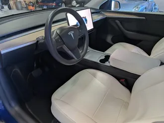 2023 Tesla Model Y Long Range photo 2