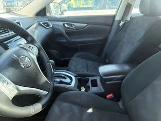 2015 Nissan Rogue photo 3