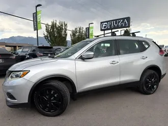 2015 Nissan Rogue photo 2