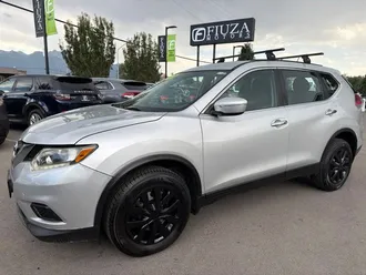 2015 Nissan Rogue photo 4