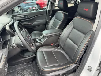 2023 GMC Acadia photo 7