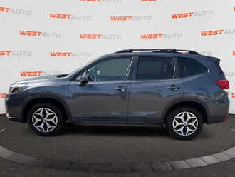 2021 Subaru Forester photo 2