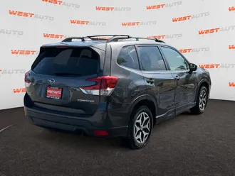 2021 Subaru Forester photo 5